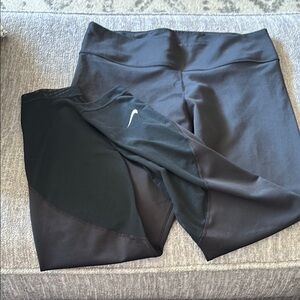 Never worn Nike Black Leggings with venting on the back calves 🌸bundle and save